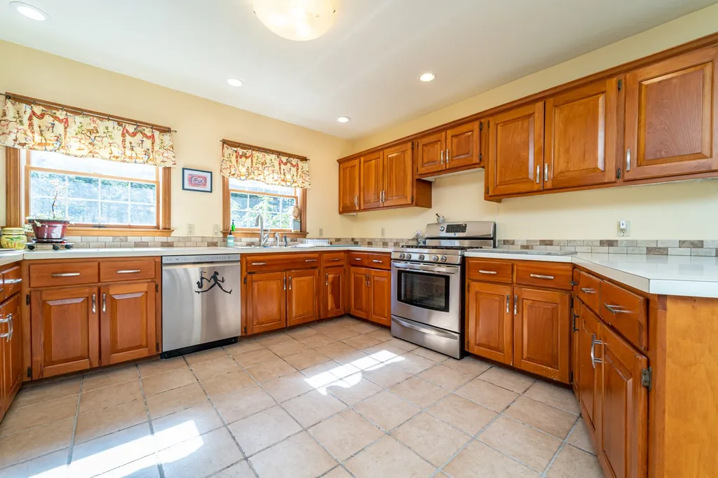 57 Beech Ridge Road Eliot ME 03903