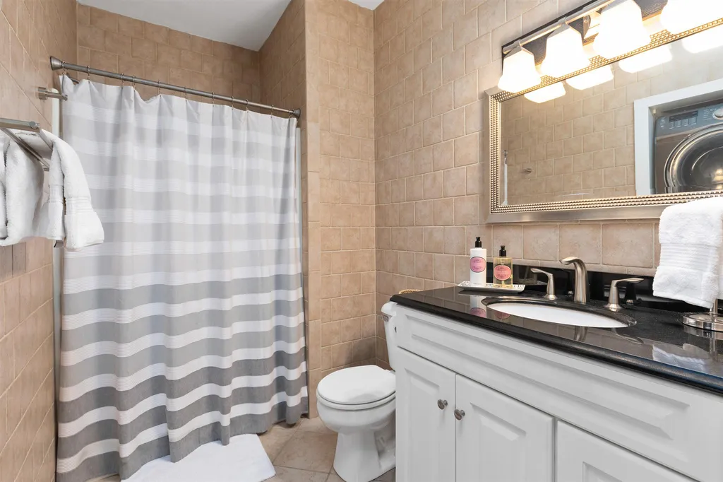 525 Maplewood Avenue Portsmouth NH 03801