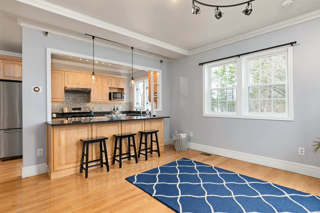 525 Maplewood Avenue Portsmouth NH 03801