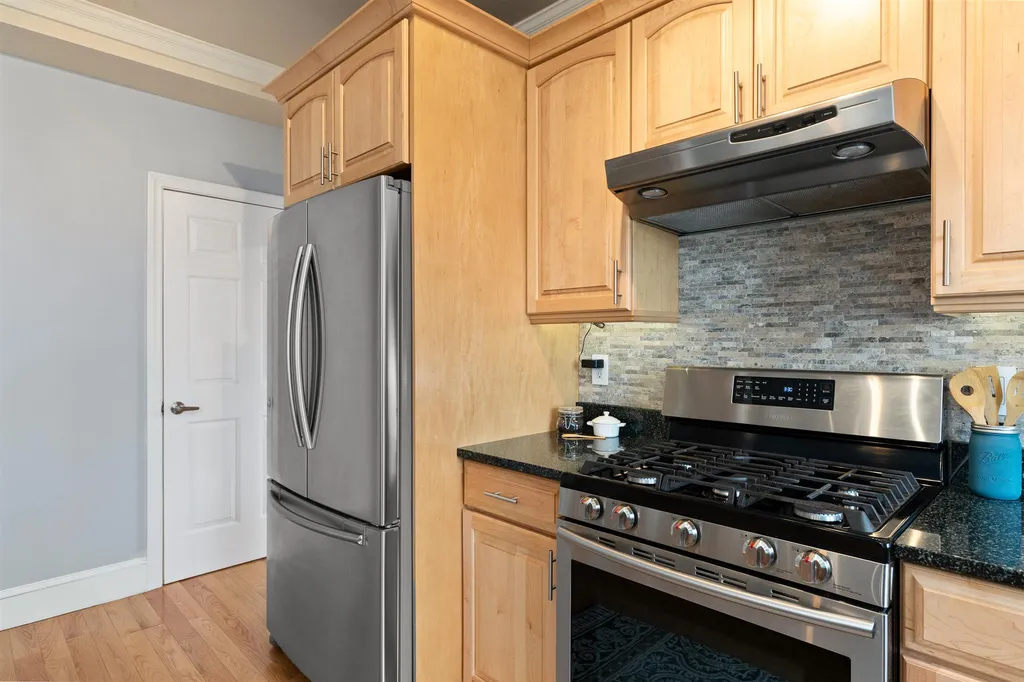 525 Maplewood Avenue Portsmouth NH 03801