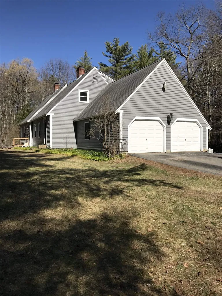 3 Highland Drive Chichester NH 03258