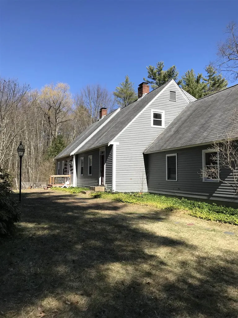 3 Highland Drive Chichester NH 03258
