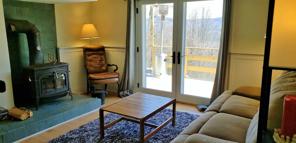 228 Top Of The Valley Road Fayston VT 05660