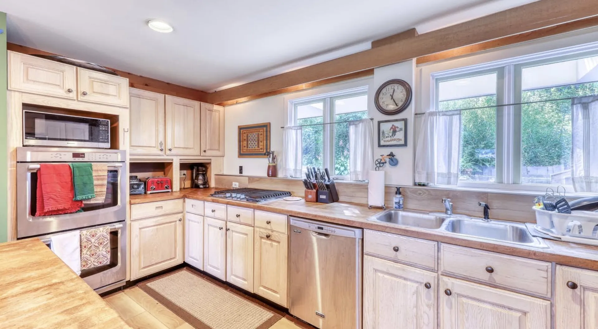 228 Top Of The Valley Road Fayston VT 05660