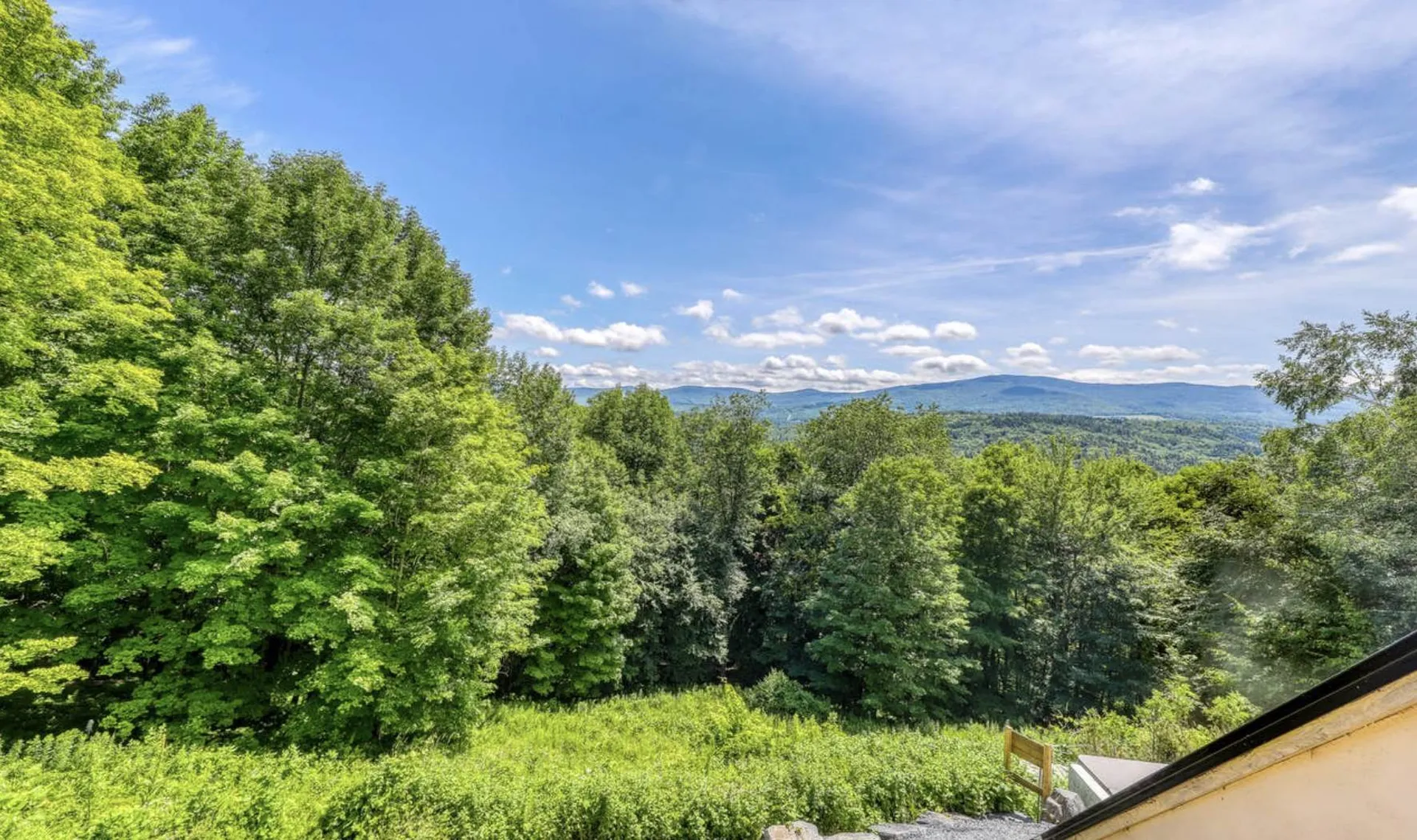 228 Top Of The Valley Road Fayston VT 05660