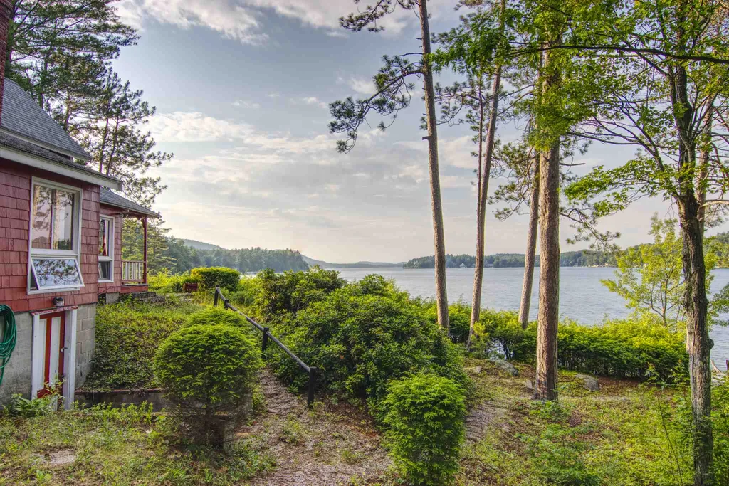 51 Keewaydin Drive Alton NH 03810