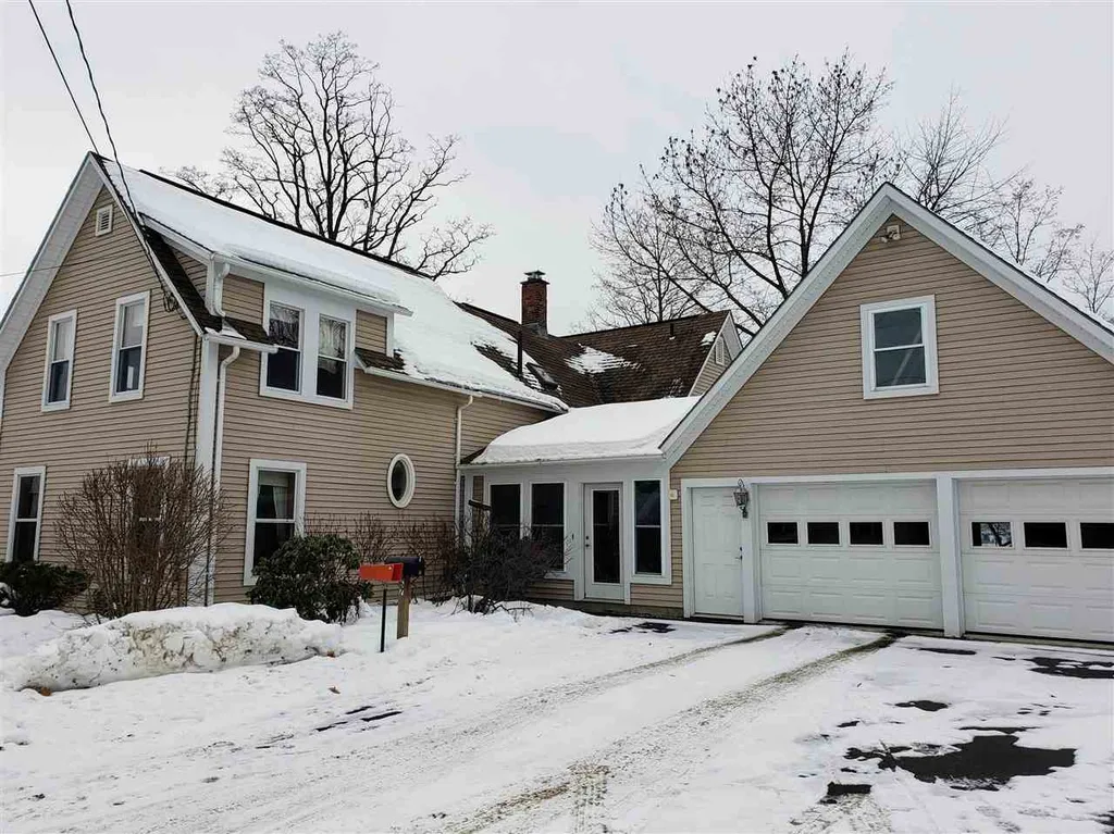 67 Broadview Avenue Newport Town VT 05855