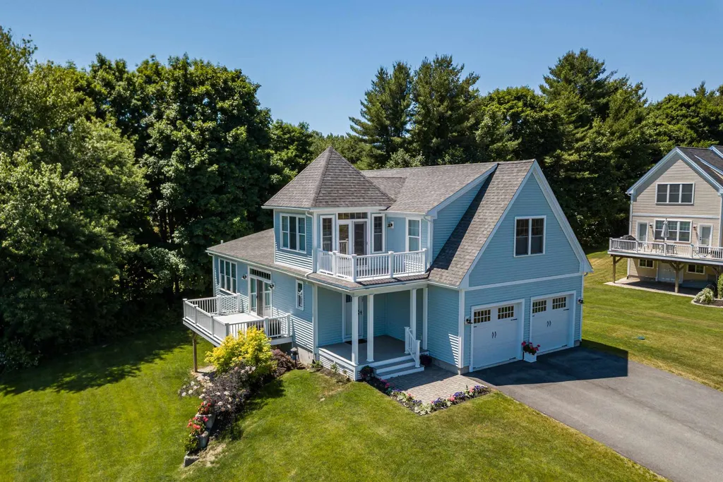 29 Shore Lane Dover NH 03820