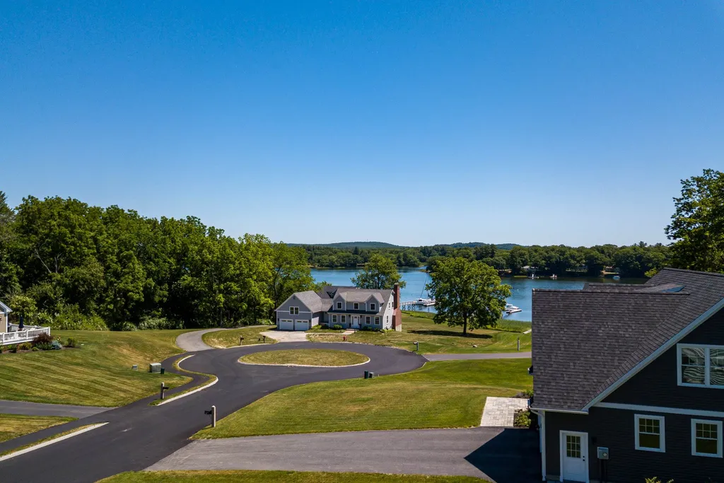 29 Shore Lane Dover NH 03820