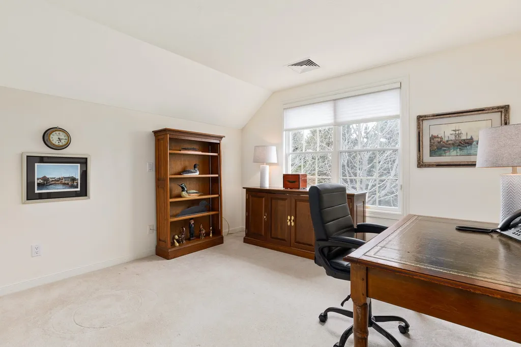 7 Old Bay Road New Castle NH 03854