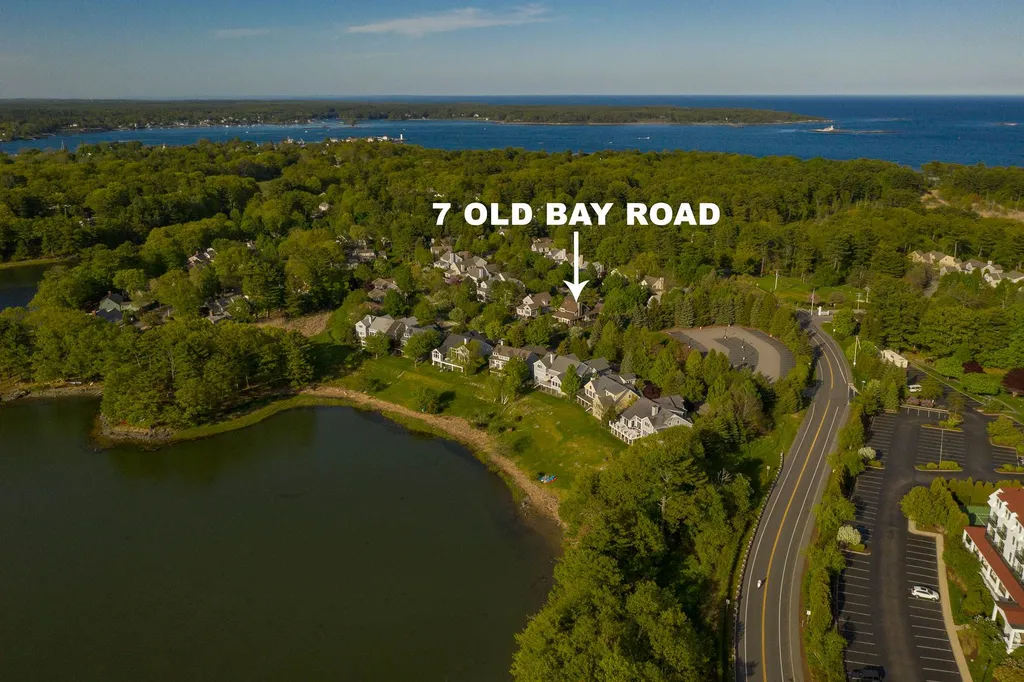 7 Old Bay Road New Castle NH 03854