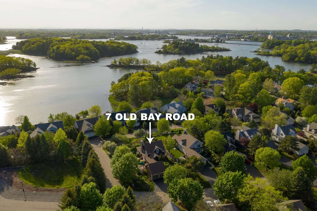 7 Old Bay Road New Castle NH 03854