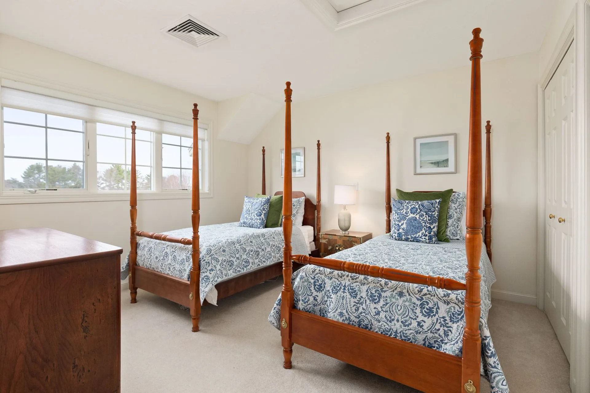 7 Old Bay Road New Castle NH 03854
