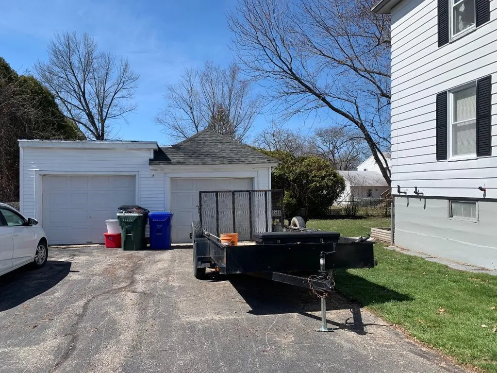 48 Rand Street Manchester NH 03109