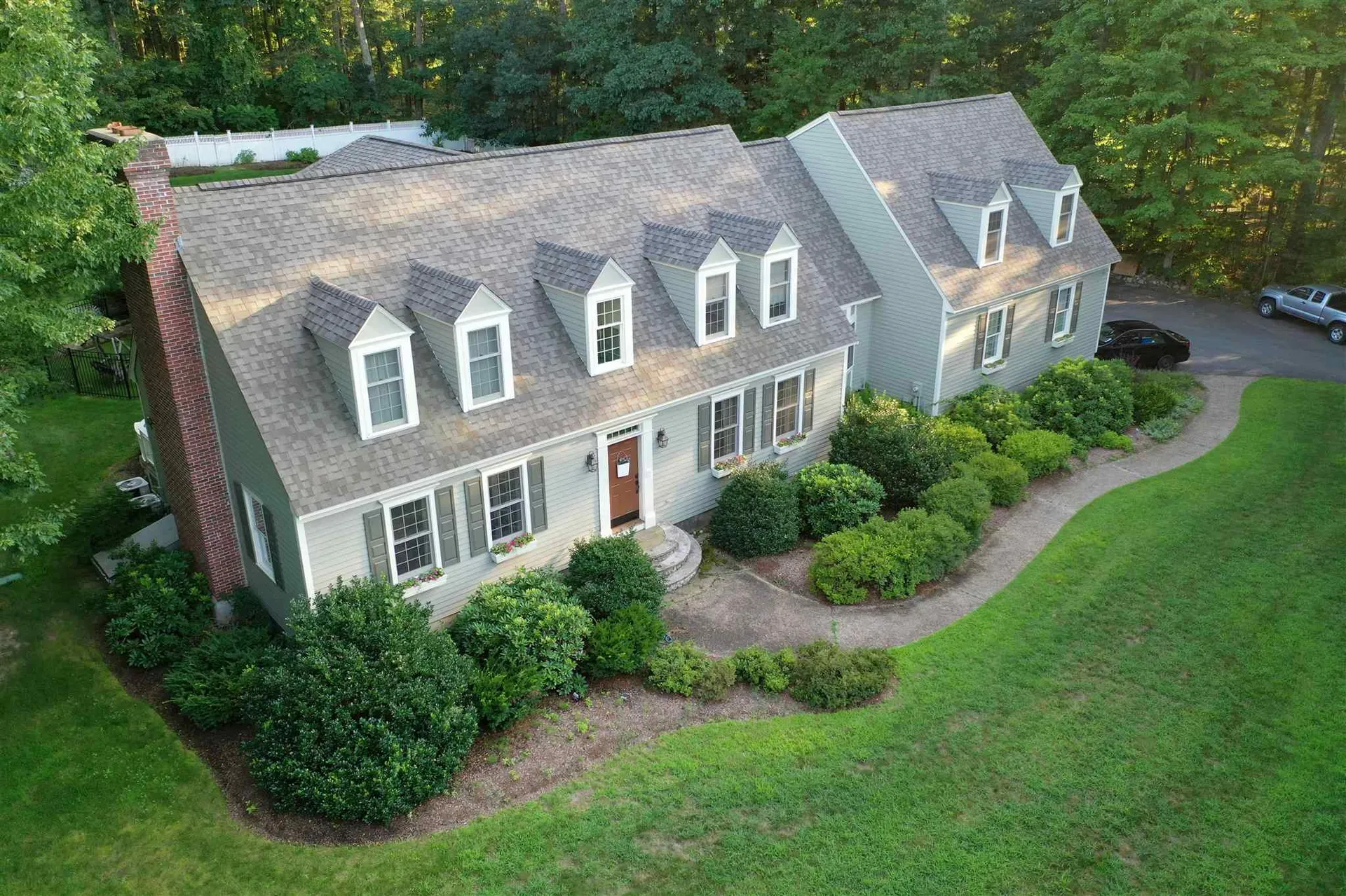 12 Isabella Drive Londonderry NH 03053