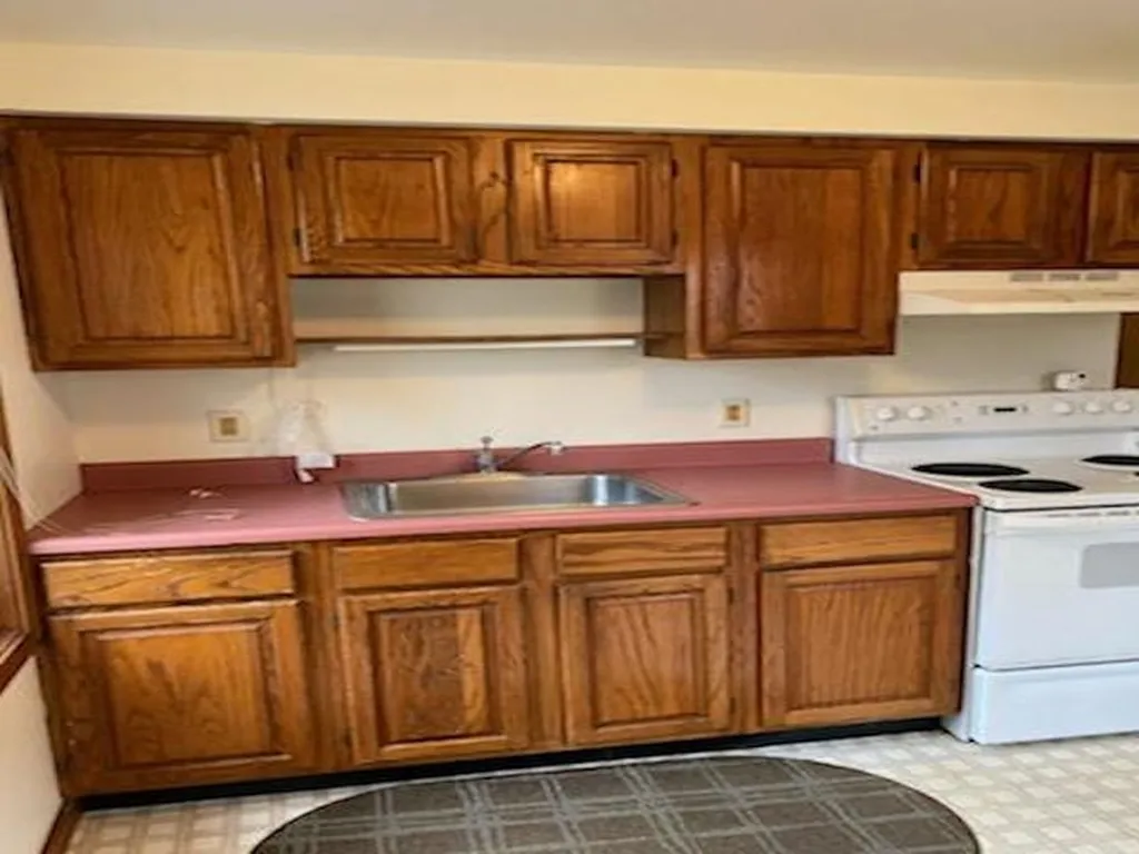13b Bell Avenue Exeter NH 03833