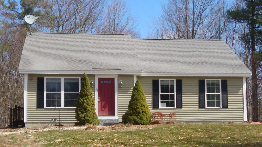 14 Keneval Avenue Boscawen NH 03303