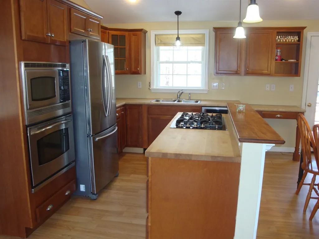 14 Keneval Avenue Boscawen NH 03303
