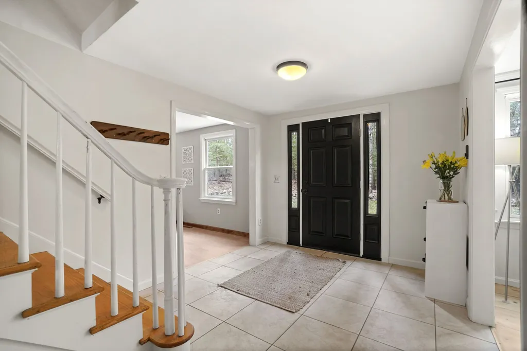 44 Buckridge Drive Amherst NH 03031