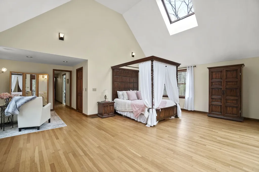 44 Buckridge Drive Amherst NH 03031