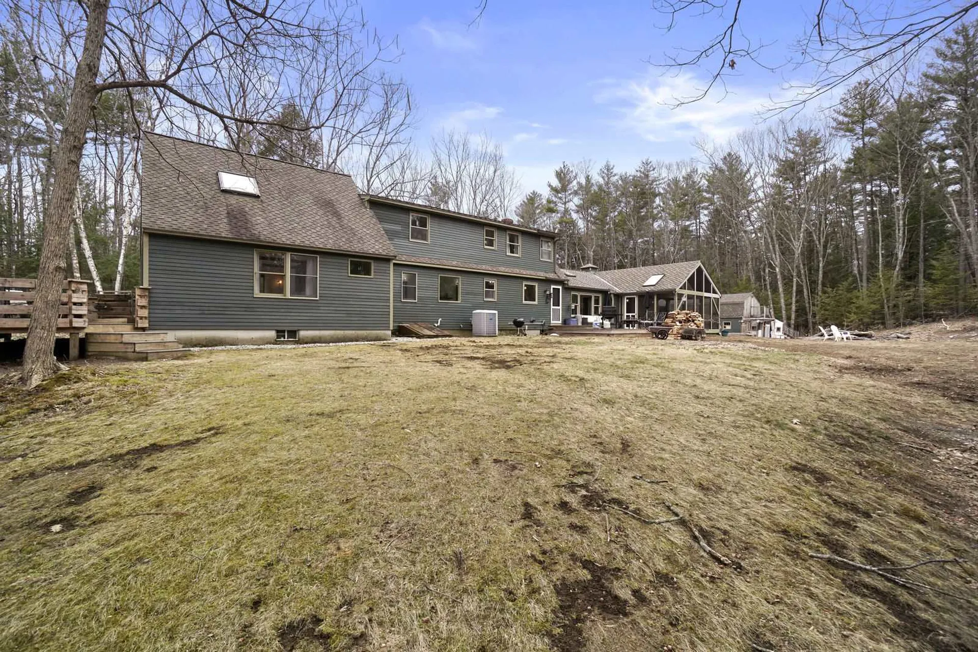 44 Buckridge Drive Amherst NH 03031