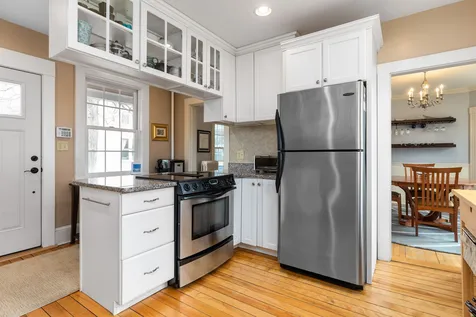 9 Gill Street Exeter NH 03833
