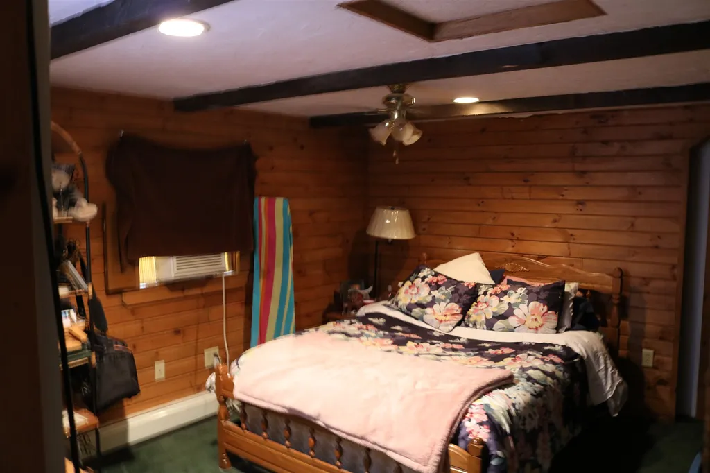 271 Concord Stage Road Weare NH 03281
