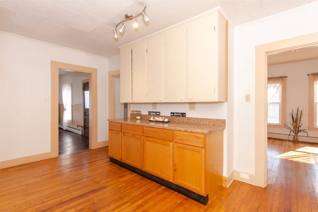 39 Bay Road Farmington NH 03835