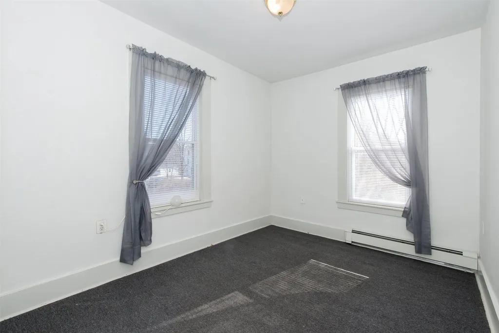 39 Bay Road Farmington NH 03835