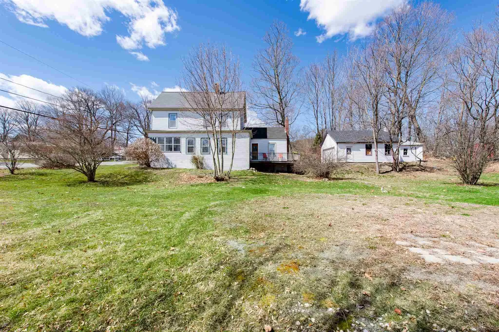39 Bay Road Farmington NH 03835