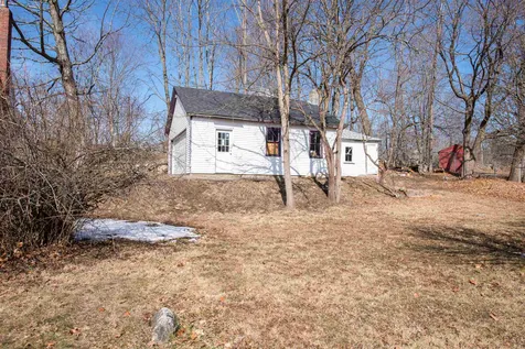 39 Bay Road Farmington NH 03835
