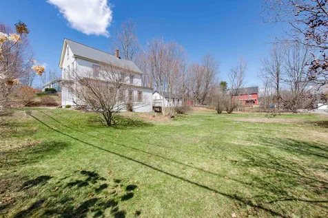 39 Bay Road Farmington NH 03835
