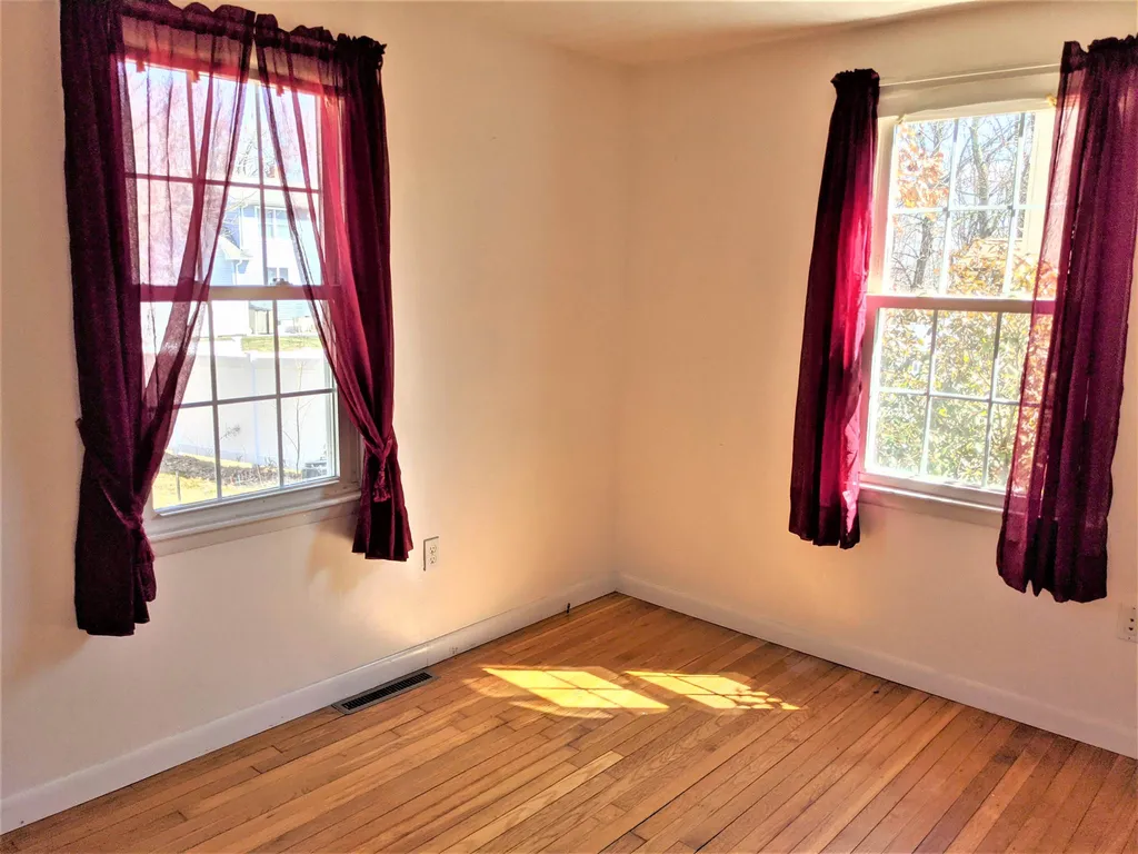 6 Berkshire Lane Dover NH 03820
