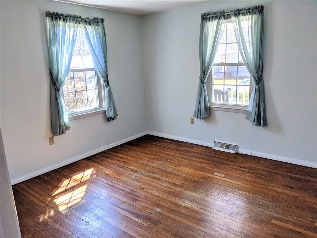6 Berkshire Lane Dover NH 03820