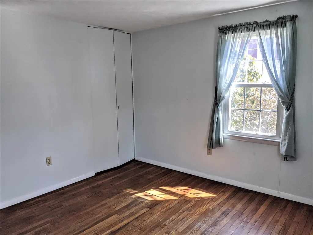 6 Berkshire Lane Dover NH 03820