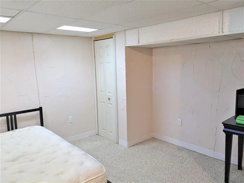 6 Berkshire Lane Dover NH 03820