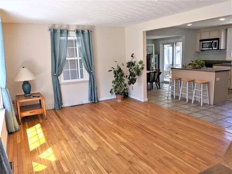 6 Berkshire Lane Dover NH 03820