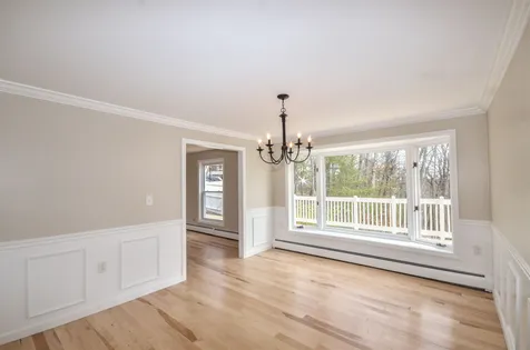 78 Hitching Post Lane Bedford NH 03110