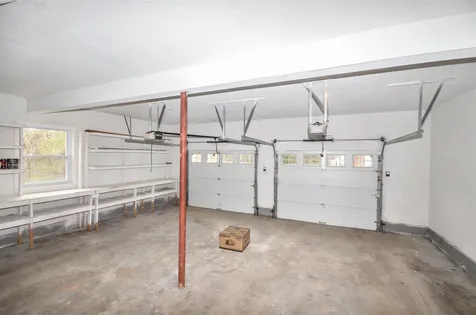 78 Hitching Post Lane Bedford NH 03110