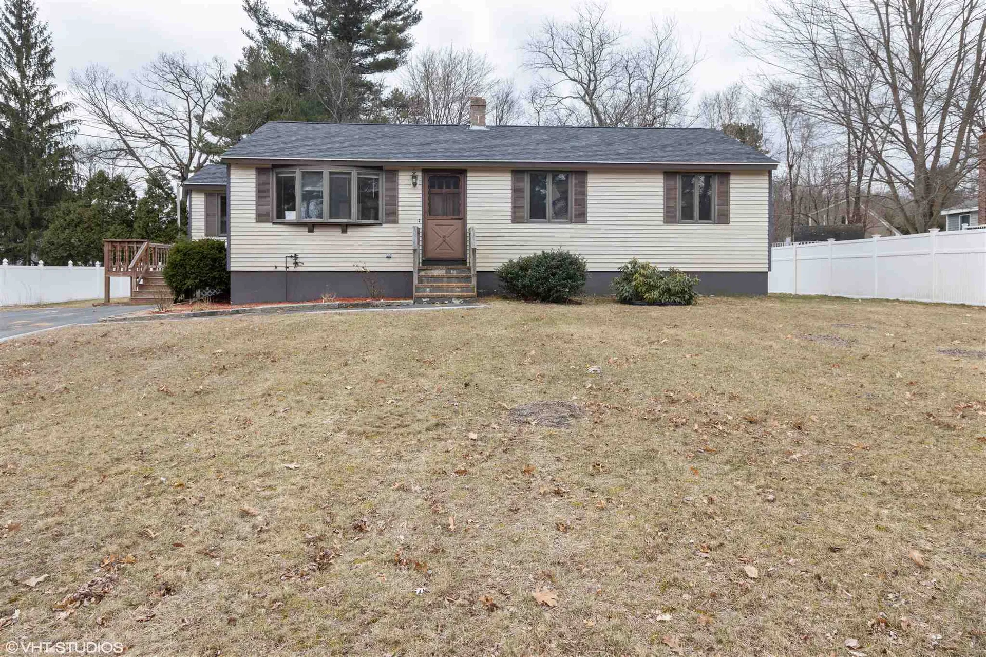 5 Townsend Avenue Salem NH 03079