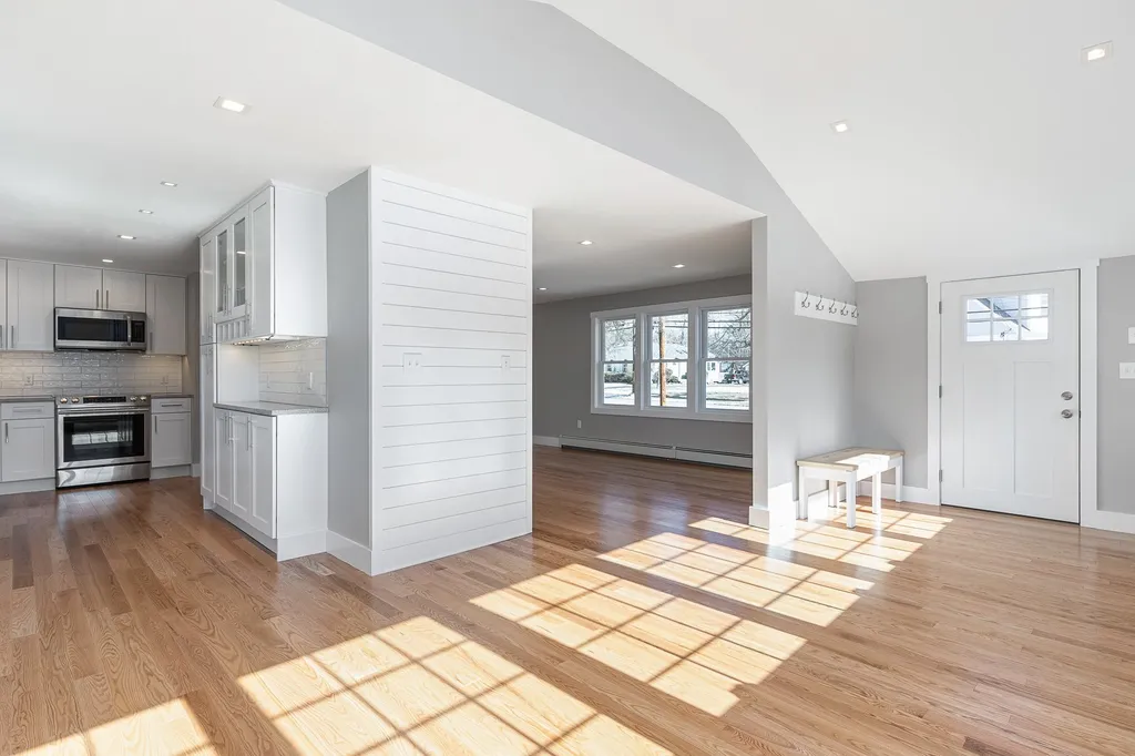 381 Sagamore Road Rye NH 03870