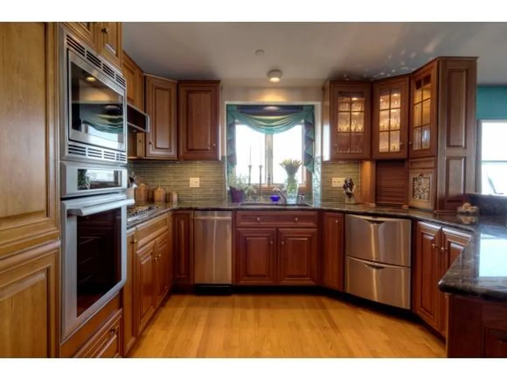 19 Dumas Avenue Hampton NH 03842