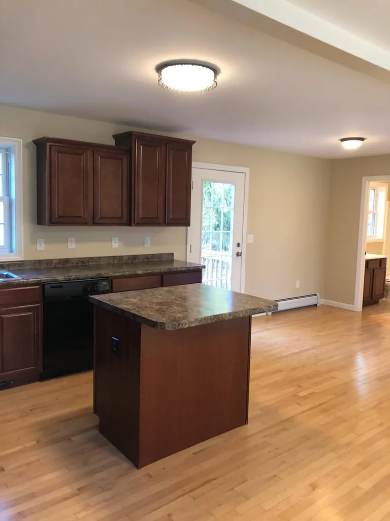 74 1/2 Park Avenue Keene NH 03431