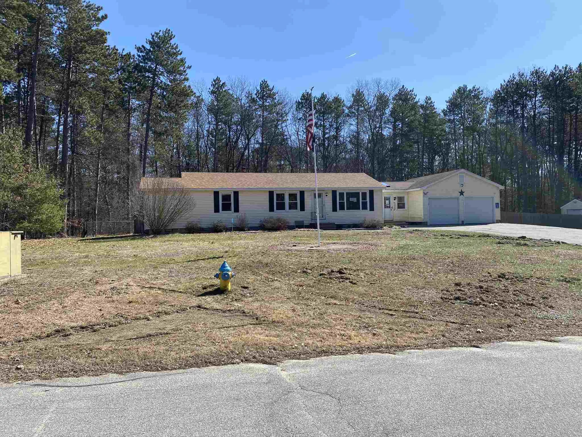 3 Pauls Way Amherst NH 03031
