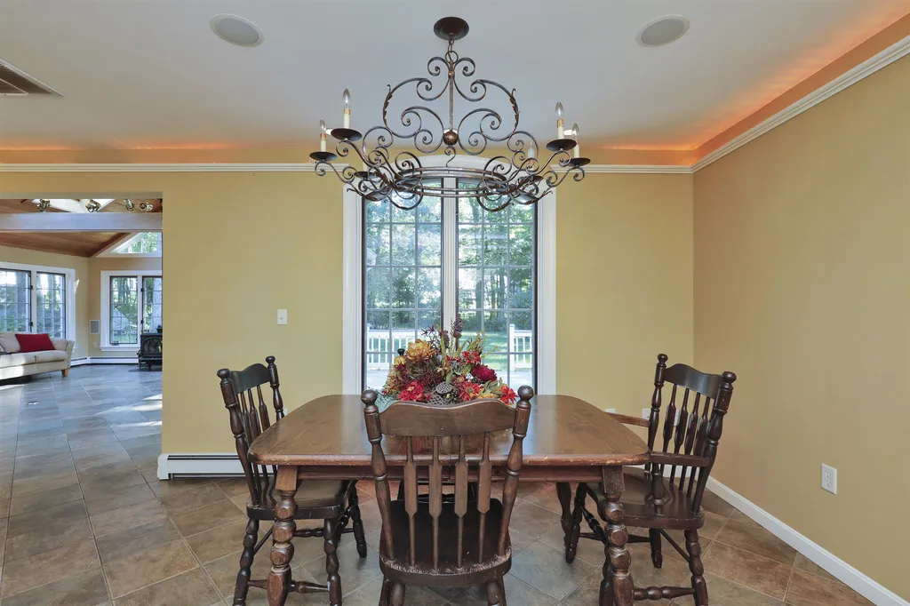 3 Ridgewood Lane Concord NH 03301