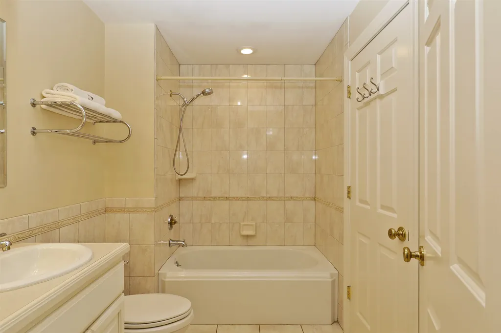 3 Ridgewood Lane Concord NH 03301