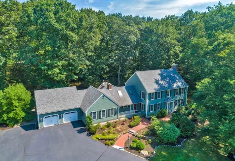 3 Ridgewood Lane Concord NH 03301
