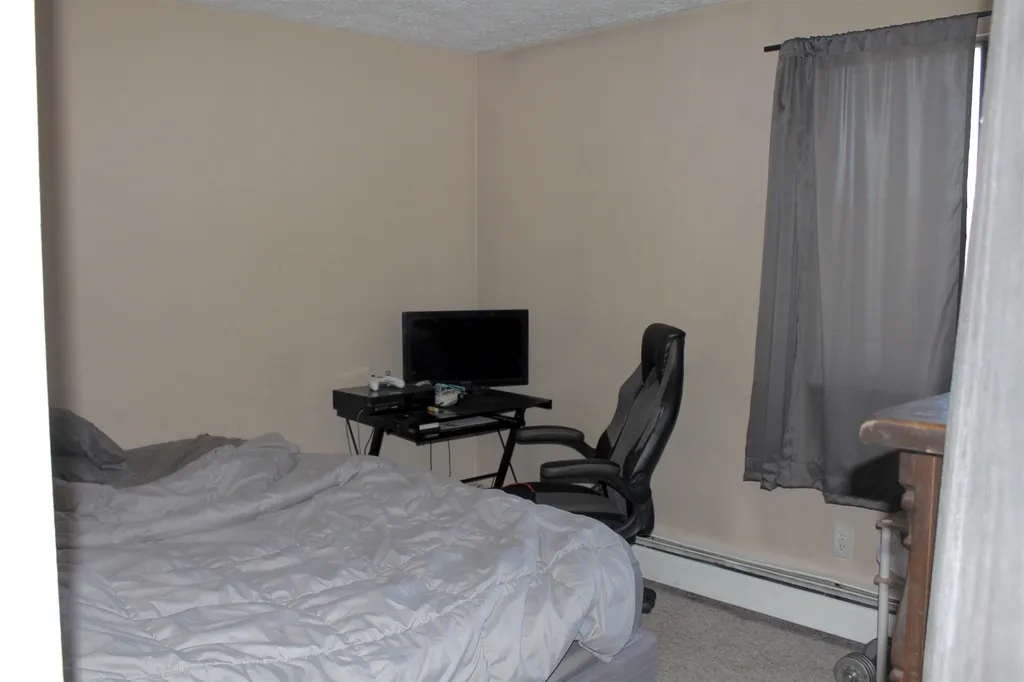 535 Calef Road Manchester NH 03103