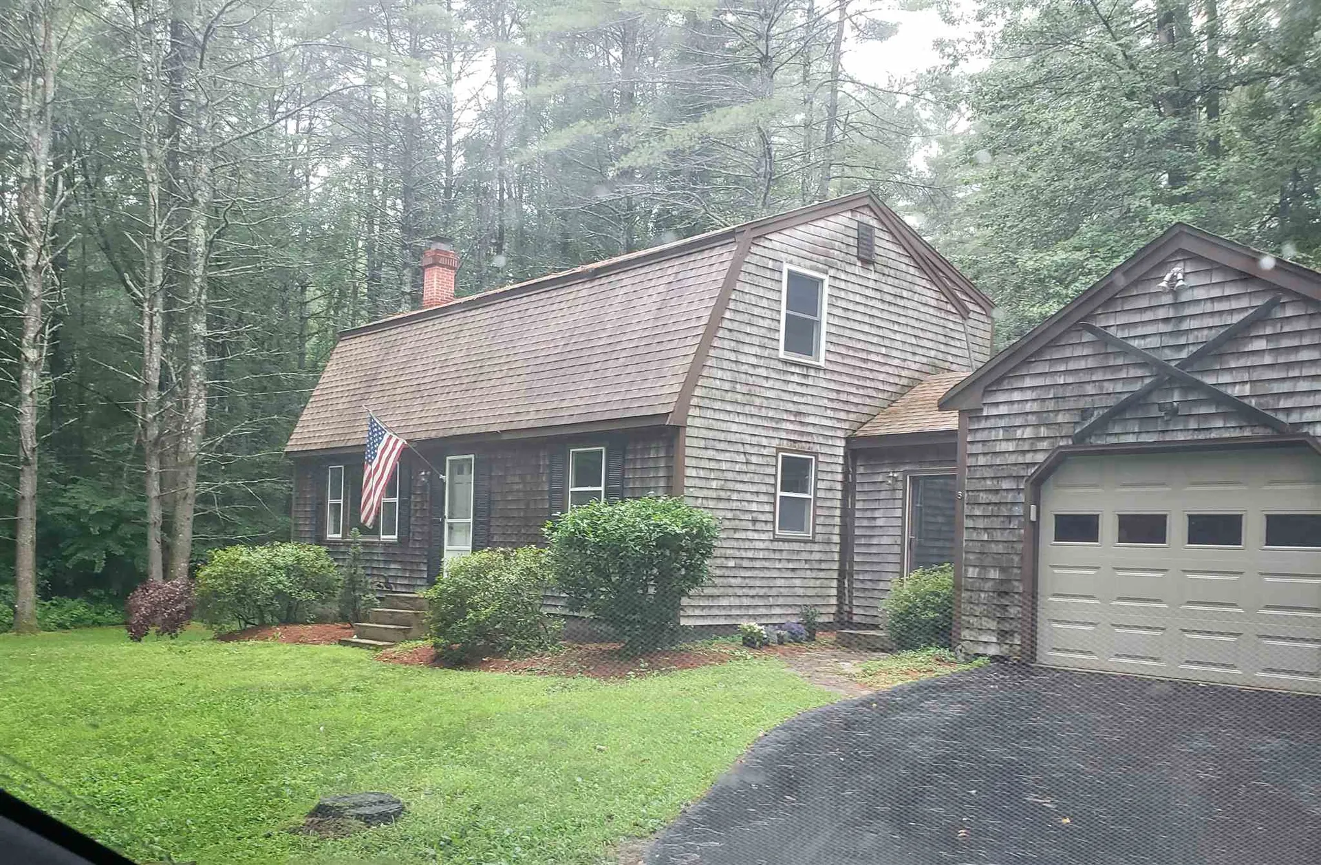 6 Schoolhouse Road Amherst NH 03031