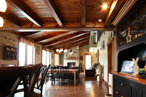 2453 Roy Mountain Road Barnet VT 05821